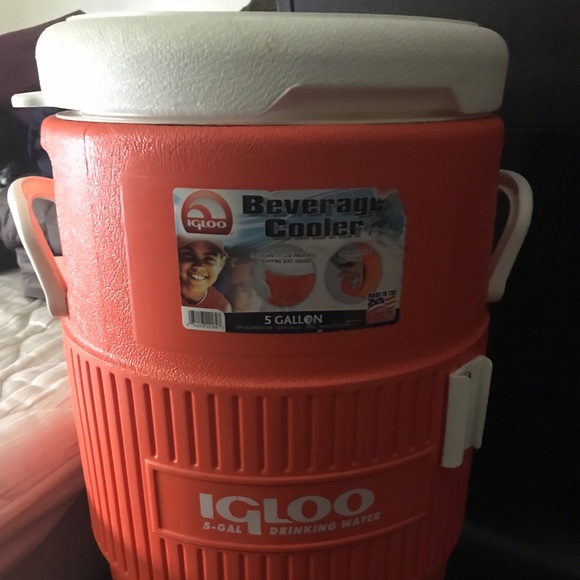 Igloo 5-Gallon Heavy Duty Seat Top Portable Sports Cooler Dispenser - Orange - Picture 1 of 9